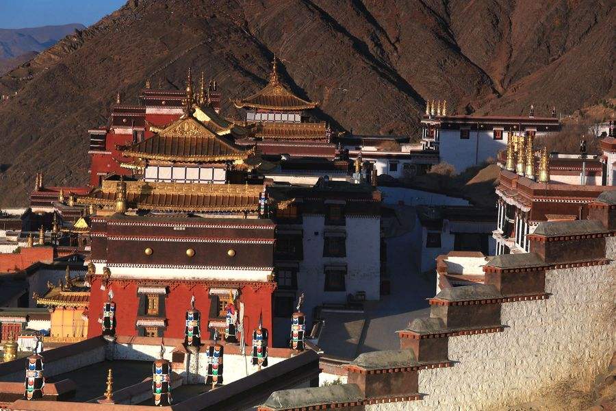 Tibet Shigatse Tashilhunpo Monastery photo