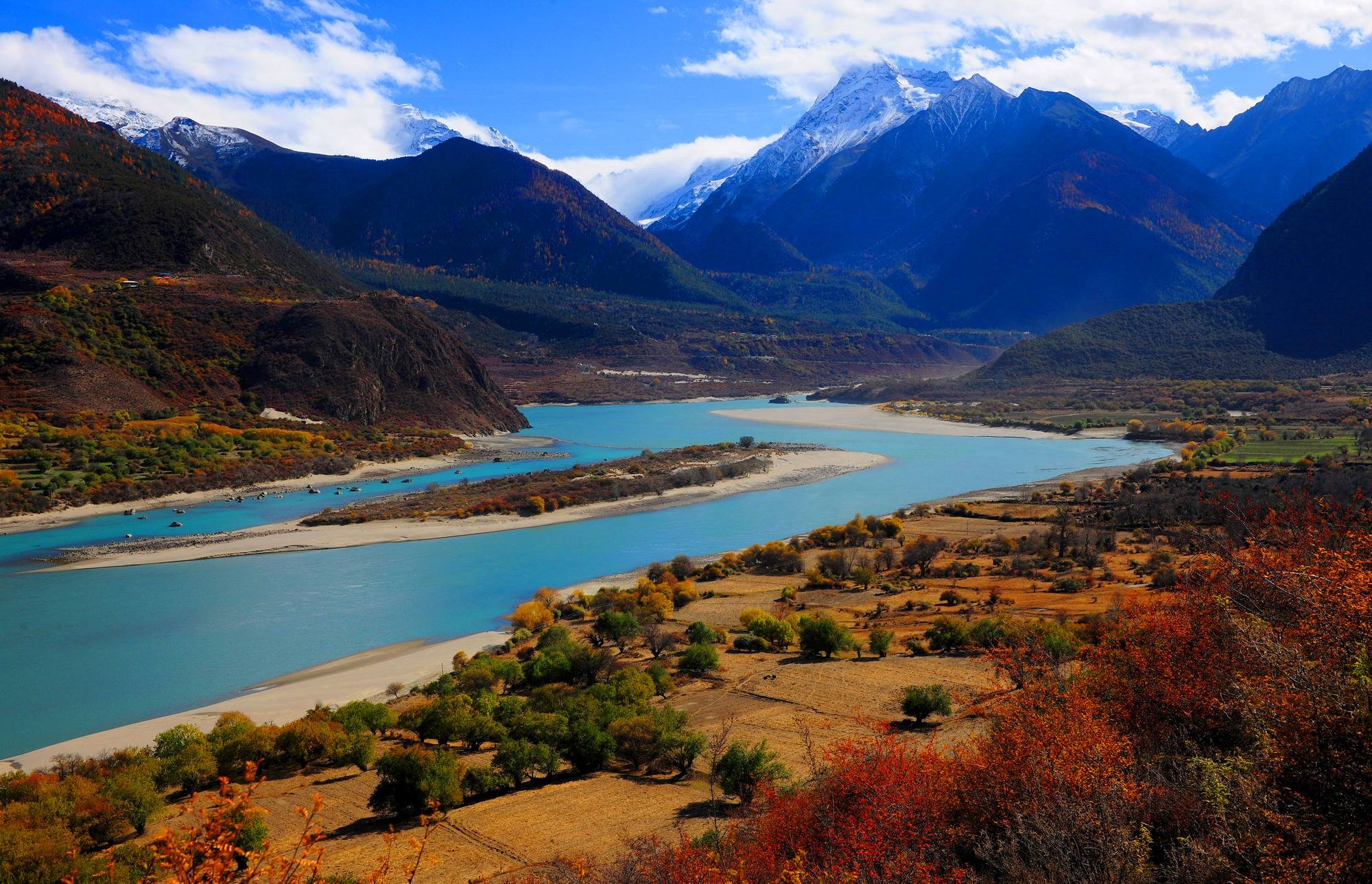 yarlung tsangpo river