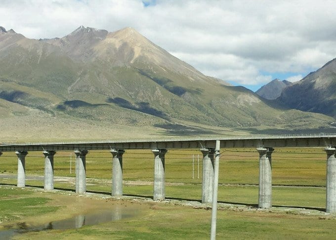 Beijing to Lhasa Train Featured