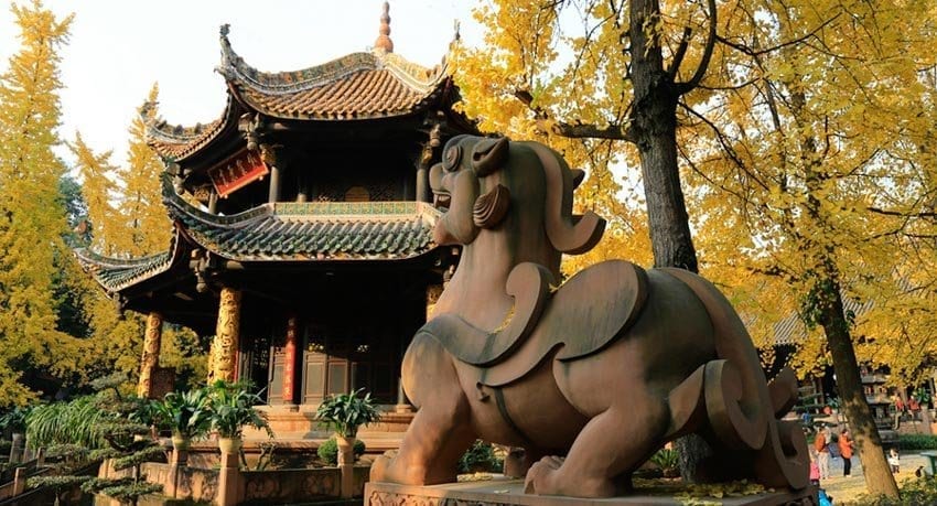 Chengdu Historic and Cultural Sites -Qingyang Palace